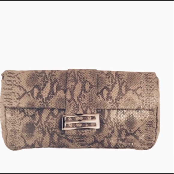 Carla Mancini Handbags - CARLA MANCINI crossbody purse/clutch Grn 🐍 skin